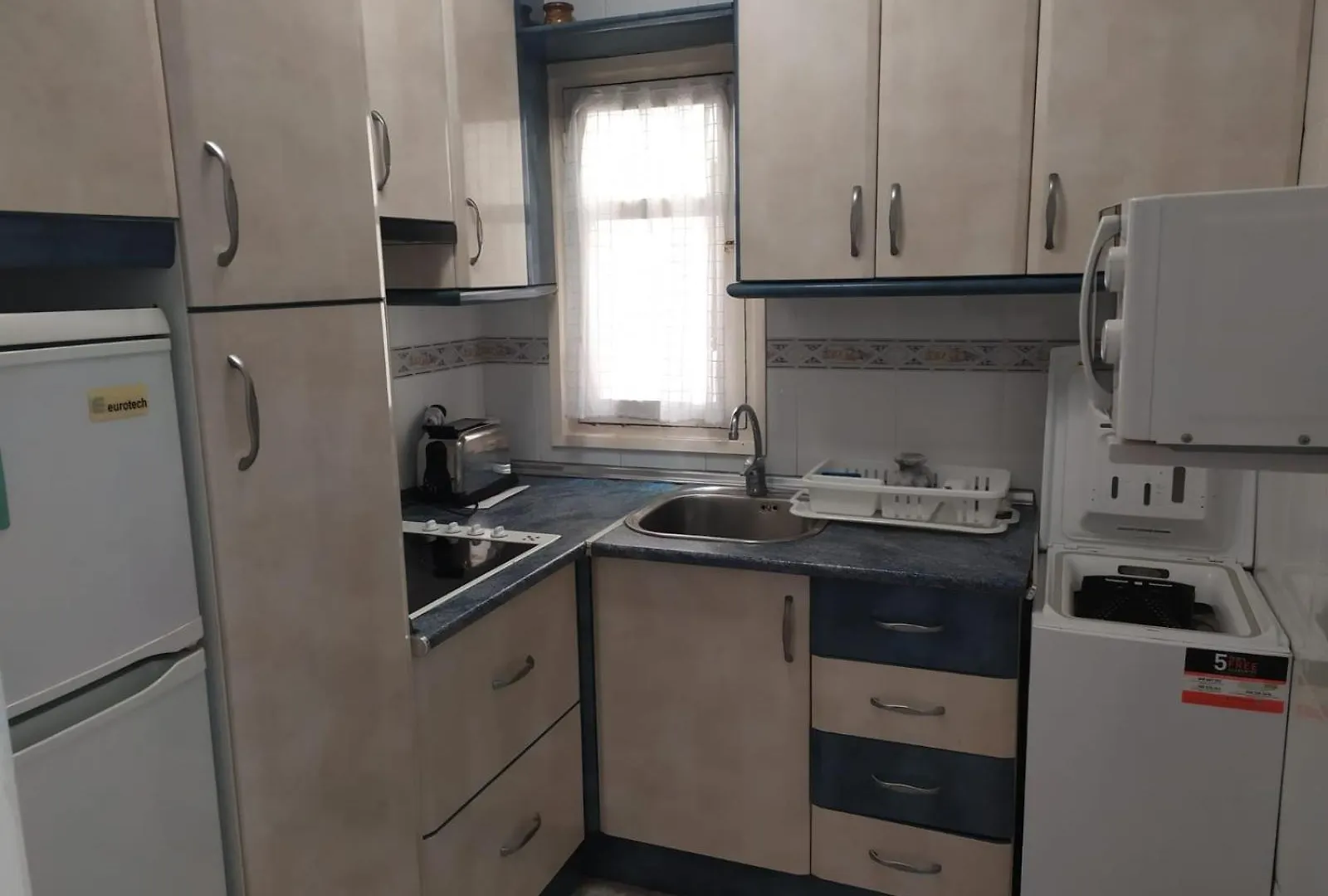 Zapillomotril Daire Almería